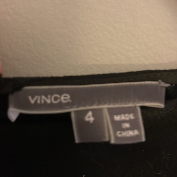 Last chance: VINCE black dress with leather sleeves - Picture 6 of 6